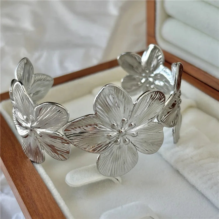 2025 New Personality Wide Flower Bracelet Opening Geometric Adjustable Hand Jewelry Wholesale Party Gift Espiga Jewelry