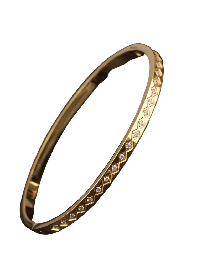 1 Piece of European and American Geometric Rhombus-Shaped Bracelet with Rhinestones, 18K Gold-Plated Women&