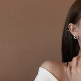 Round Wreath Bow Pearl Stud Earrings Elegant Trend Fashion Korean Women Jewelry Simple Pearl Stud Earrings Small Zircon Ear Clip Espiga Jewelry