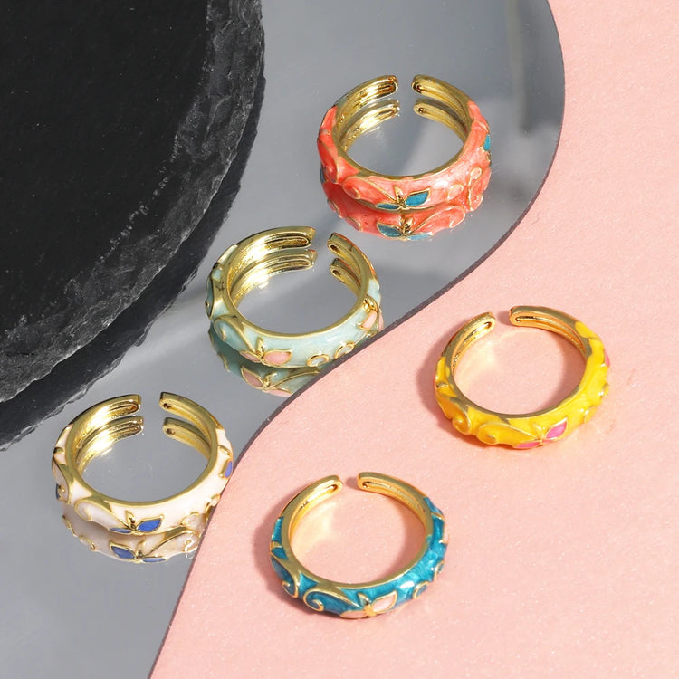 Gold Geometric Ring – view 4
