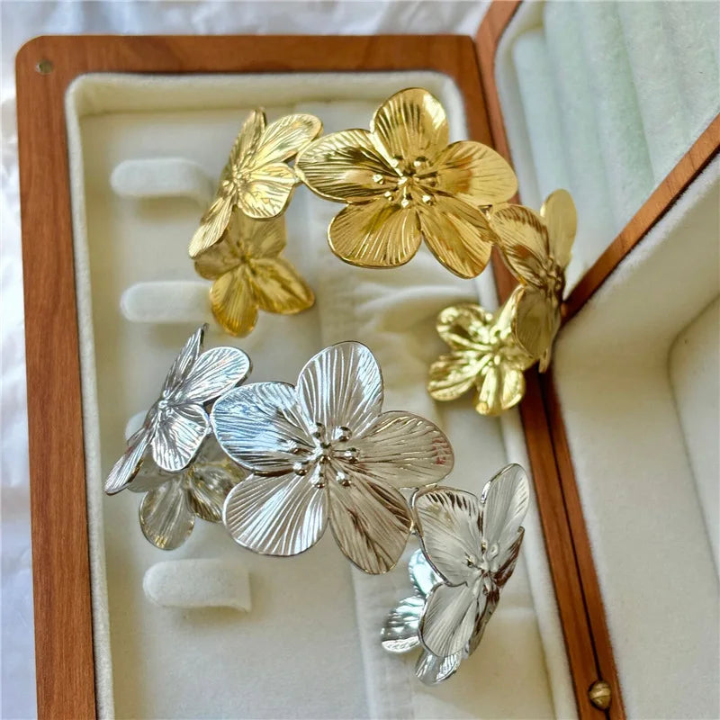 2025 New Personality Wide Flower Bracelet Opening Geometric Adjustable Hand Jewelry Wholesale Party Gift Espiga Jewelry