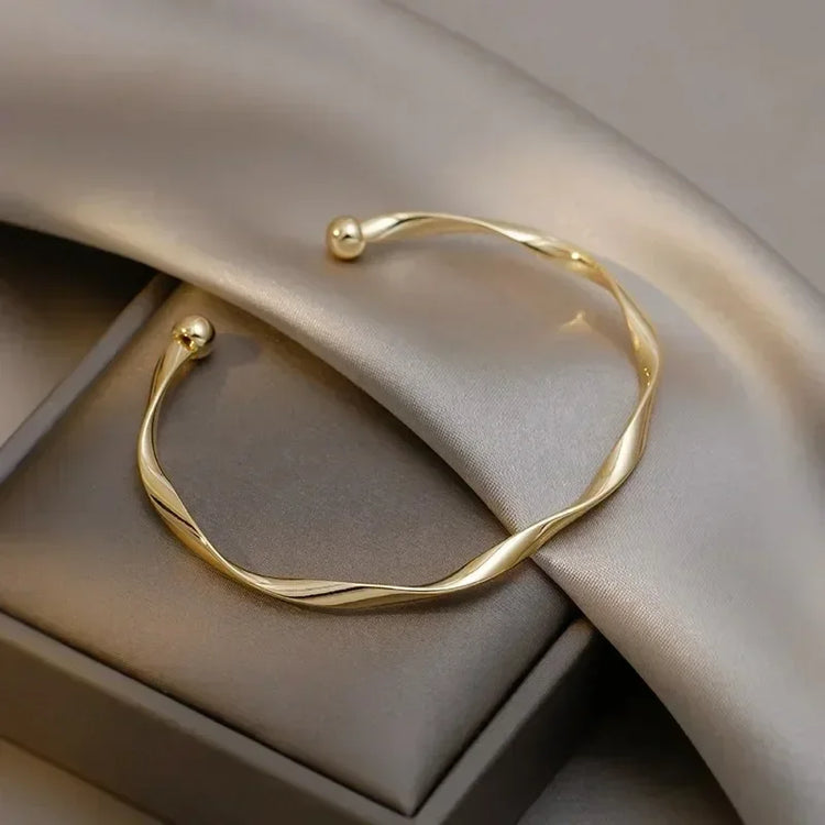 Women Jewelry Wedding Party Premium Gift Wholesale New Fashion Trend Unique Design Elegant Exquisite Twist Simple Bracelet Espiga Jewelry