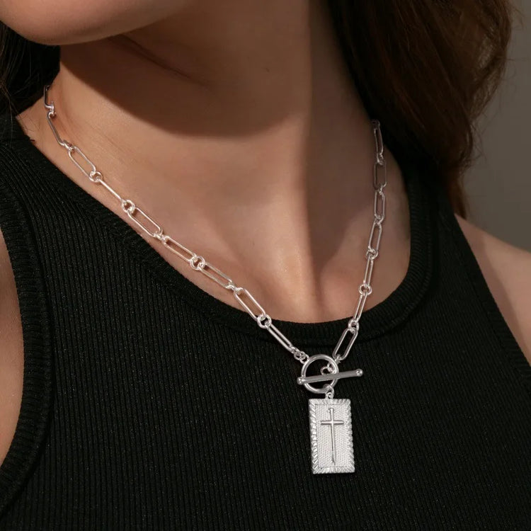 New Fashion Cross Pendant Necklace for Women Toggle Clasp Rectangle Necklaces Paperclip Collarbone Chain Christian Faith Jewelry Espiga Jewelry