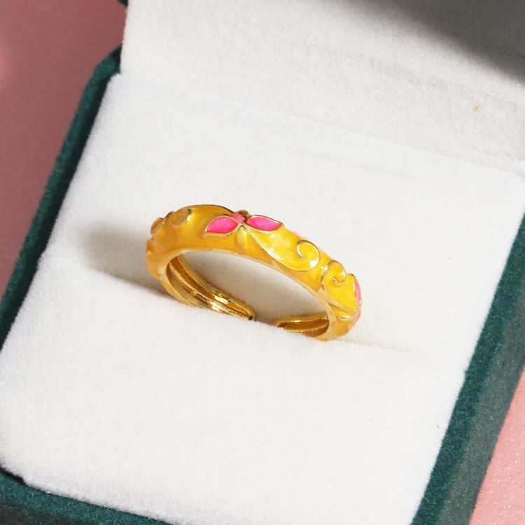 Gold Geometric Ring – Style C