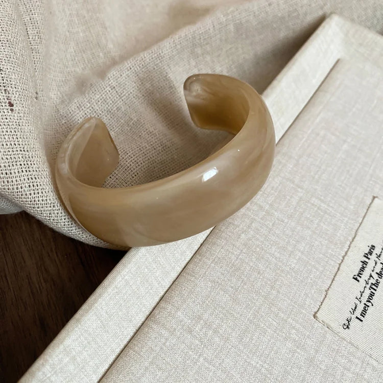 Smooth Round Acrylic Cuff Bangles for Women Vintage Exaggerated Jelly Color Smudging Bangle Wide Resin Bracelet Accessories M1 Espiga Jewelry