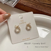 Round Wreath Bow Pearl Stud Earrings Elegant Trend Fashion Korean Women Jewelry Simple Pearl Stud Earrings Small Zircon Ear Clip Espiga Jewelry