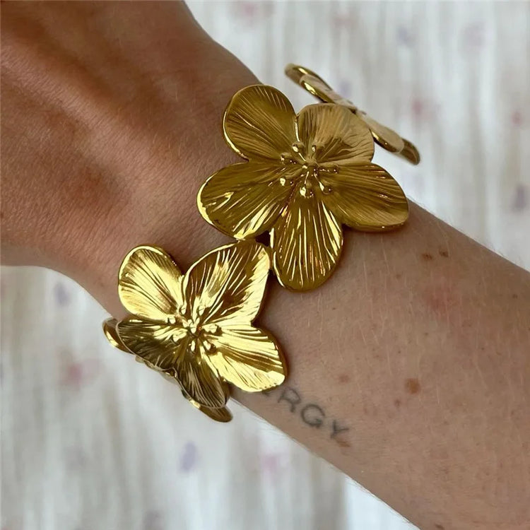 2025 New Personality Wide Flower Bracelet Opening Geometric Adjustable Hand Jewelry Wholesale Party Gift Espiga Jewelry