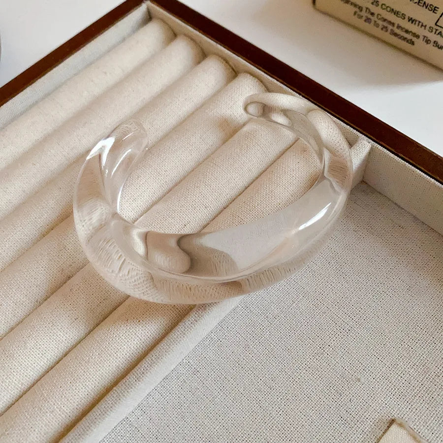 Smooth Round Acrylic Cuff Bangles for Women Vintage Exaggerated Jelly Color Smudging Bangle Wide Resin Bracelet Accessories M1 Espiga Jewelry
